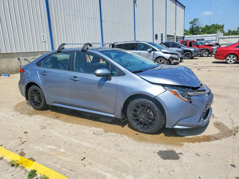 2022 TOYOTA COROLLA LE 4
