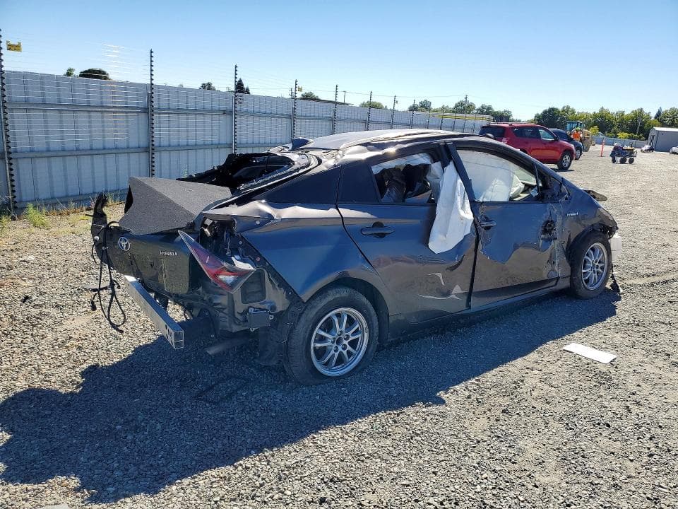 2017 TOYO PRIUS 3