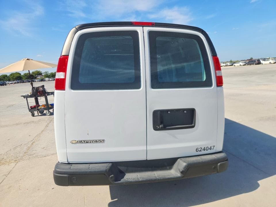 2024 CHEVROLET EXPRESS G2500 6