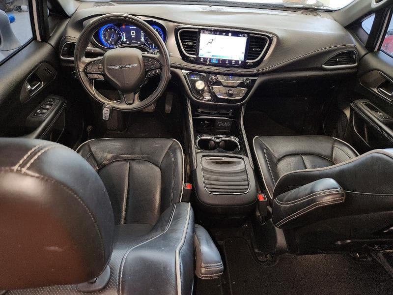 2022 CHRYSLER PACIFICA LIMITED 8