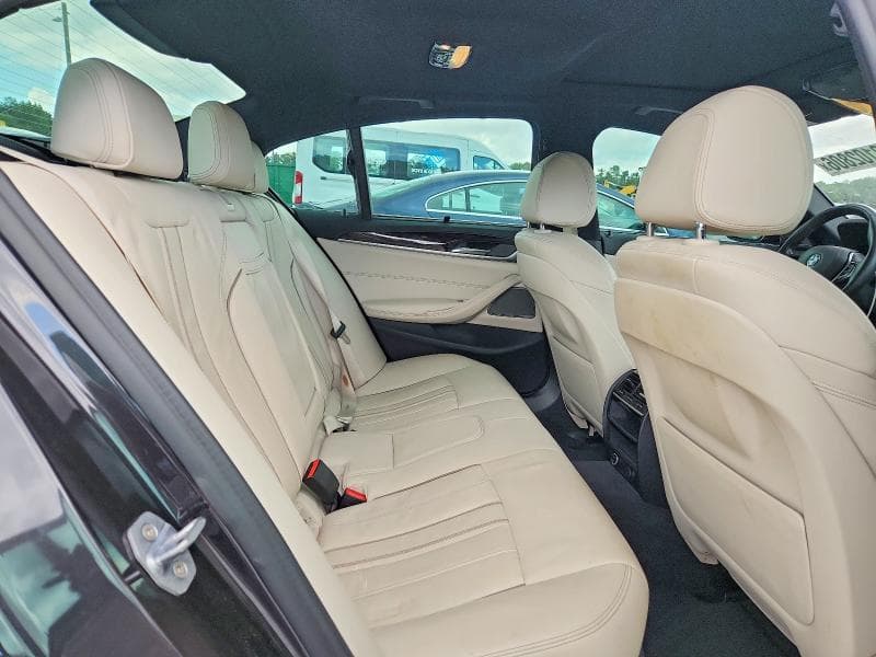 2019 BMW 540 I 10