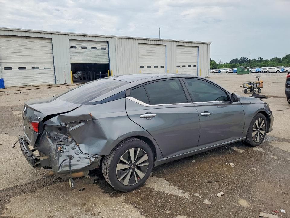 2021 NISSAN ALTIMA SV 3