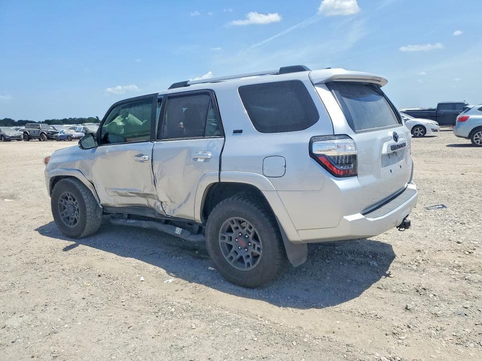 2023 TOYOTA 4RUNNER SR5 PREMIUM 2