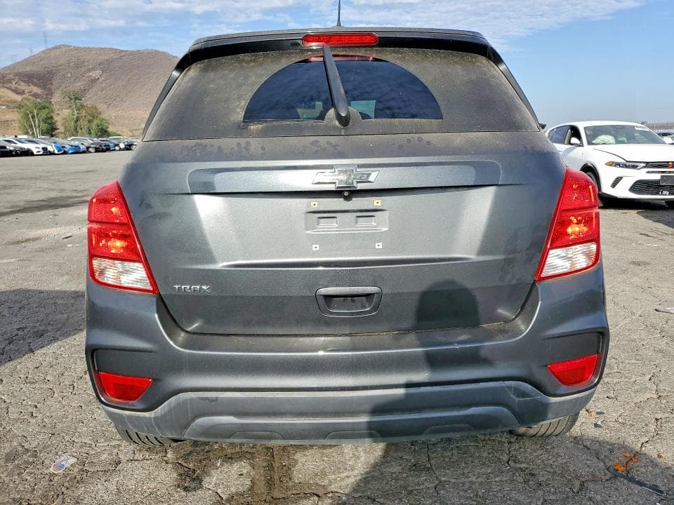 2020 CHEVROLET TRAX LS 6