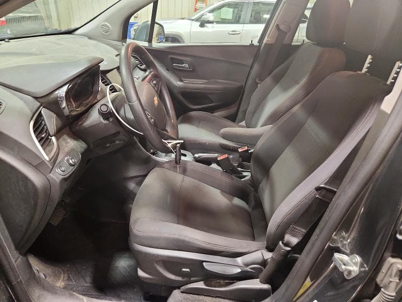 2020 CHEVROLET TRAX LS 7