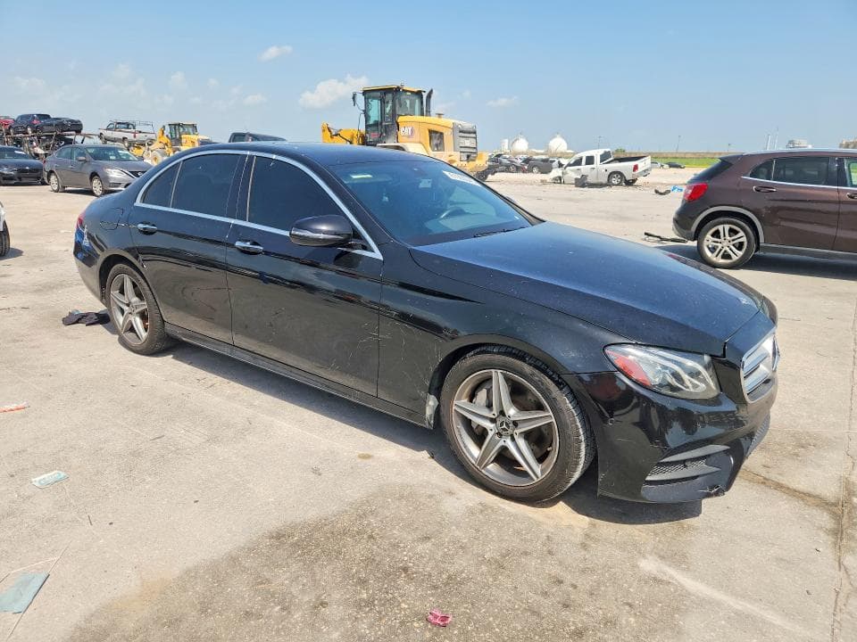 2018 MERCEDES-BENZ E 300 4