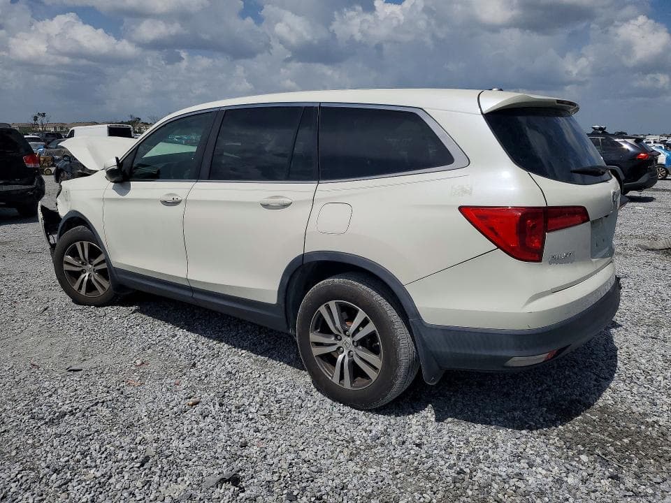 2017 HONDA PILOT EX 2