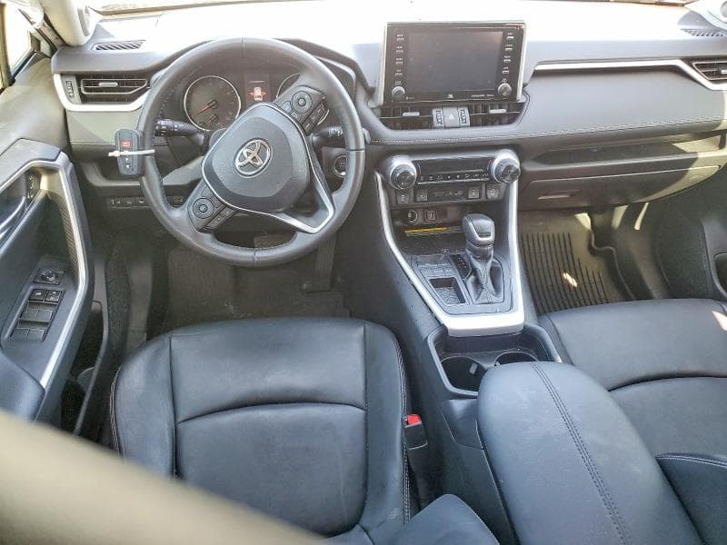 2021 TOYOTA RAV4 XLE PREMIUM 8