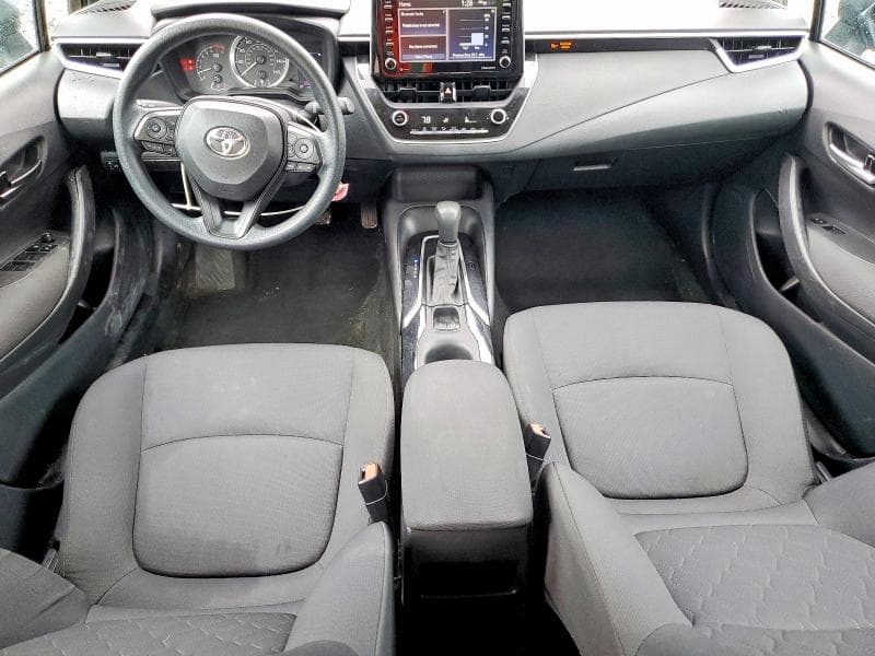 2021 TOYOTA COROLLA LE 8