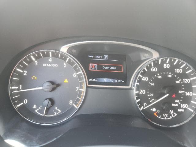 2019 NISSAN PATHFINDER SV 9