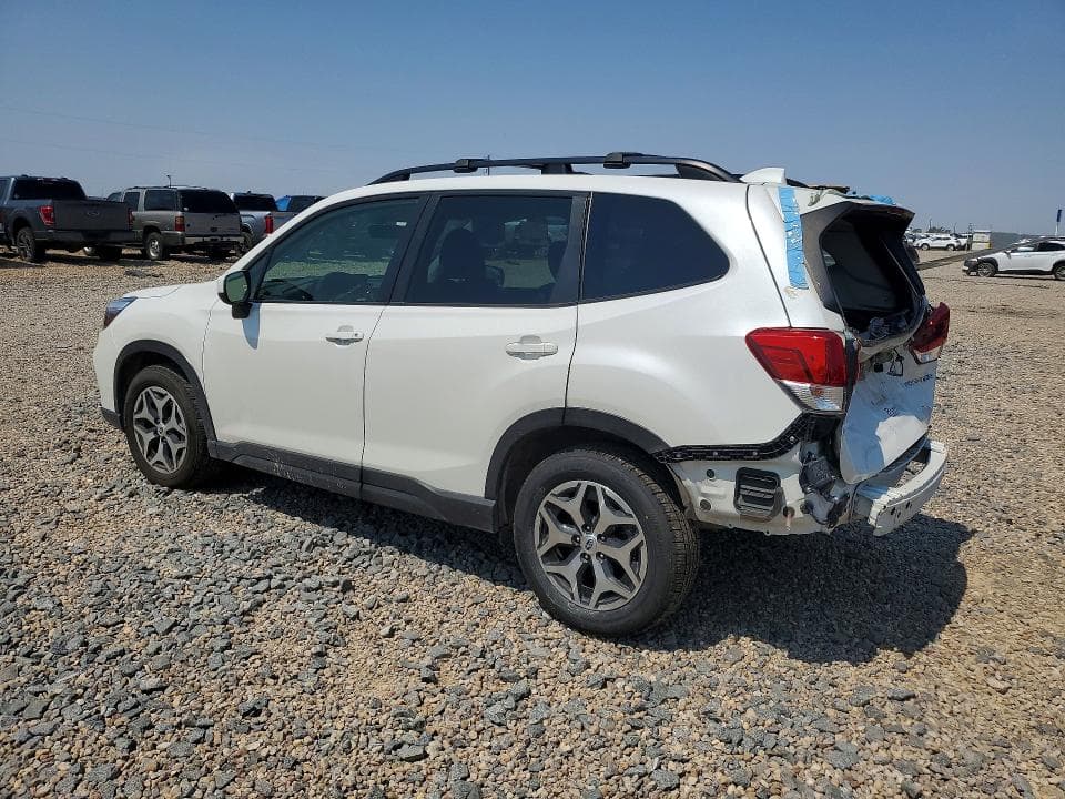 2021 SUBARU FORESTER PREMIUM 2