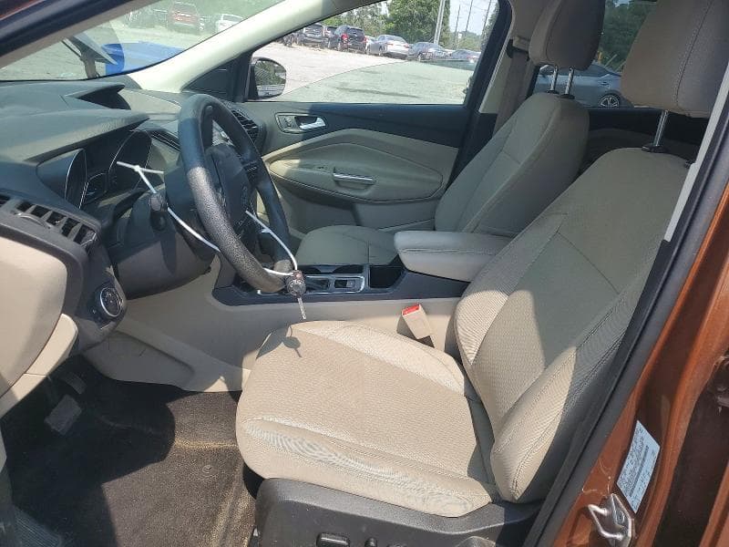 2017 FORD ESCAPE SE 7