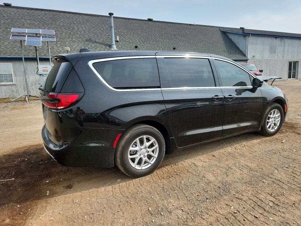 2026 CHRYSLER PACIFICA SELECT 3