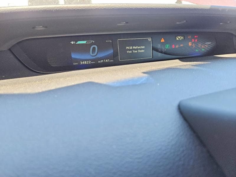 2019 TOYOTA MIRAI BASE 9