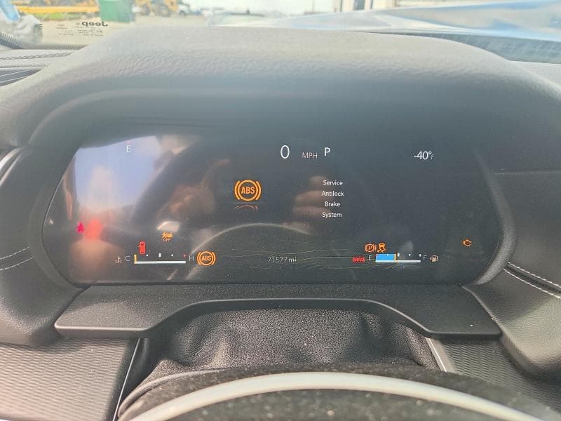 2023 JEEP GRAND CHEROKEE LAREDO 9