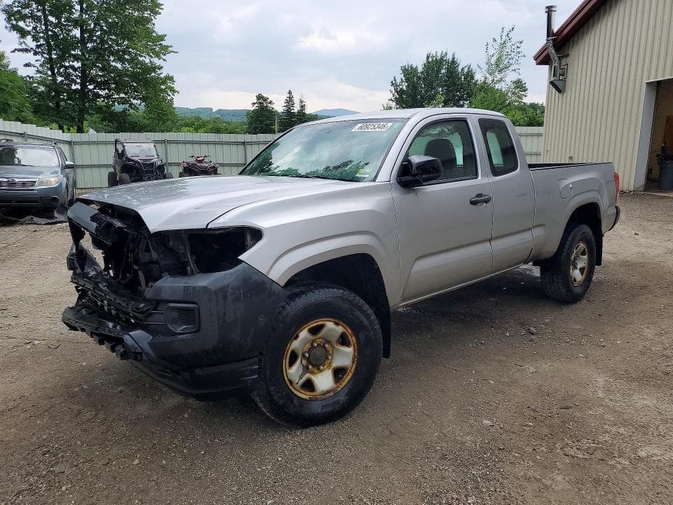2017 TOYOTA TACOMA SR