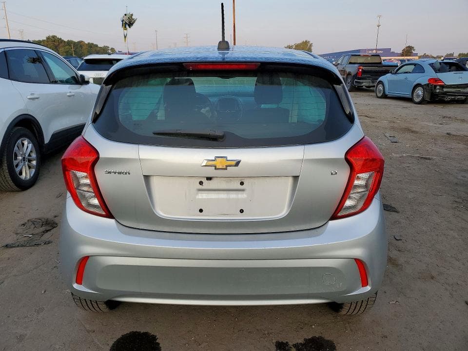 2018 CHEVROLET SPARK 1LT 6