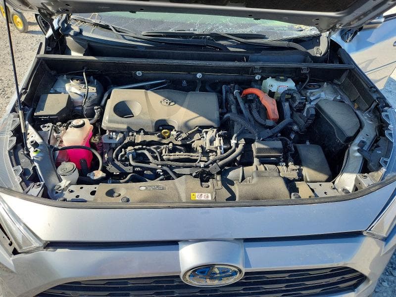 2019 TOYOTA RAV4 HYBRID XLE 11