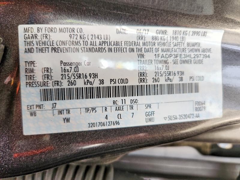 2017 FORD FOCUS SE 12