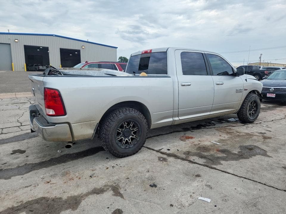 2017 RAM 1500 SLT 3