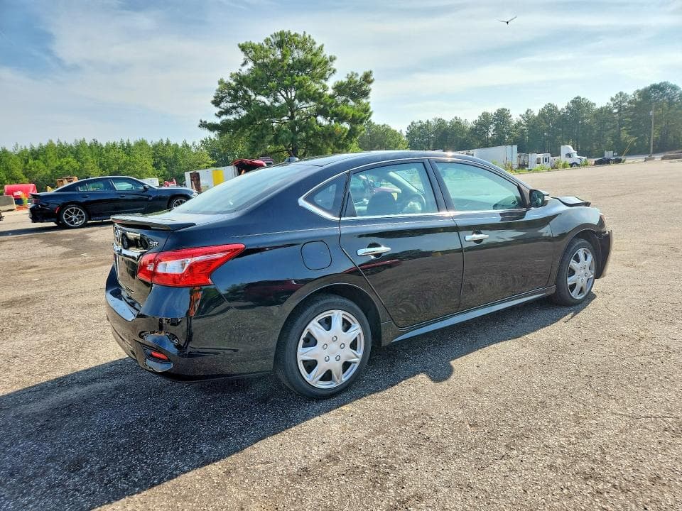 2019 NISSAN SENTRA SR 3