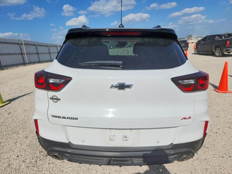 2024 CHEVROLET TRAILBLAZER RS 6