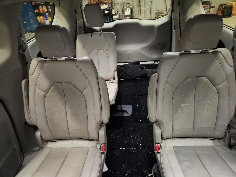 2020 CHRYSLER PACIFICA TOURING L 10