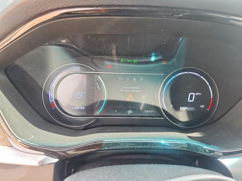 2022 KIA NIRO EV EX 9