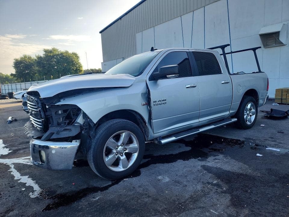 2017 RAM 1500 SLT - 1