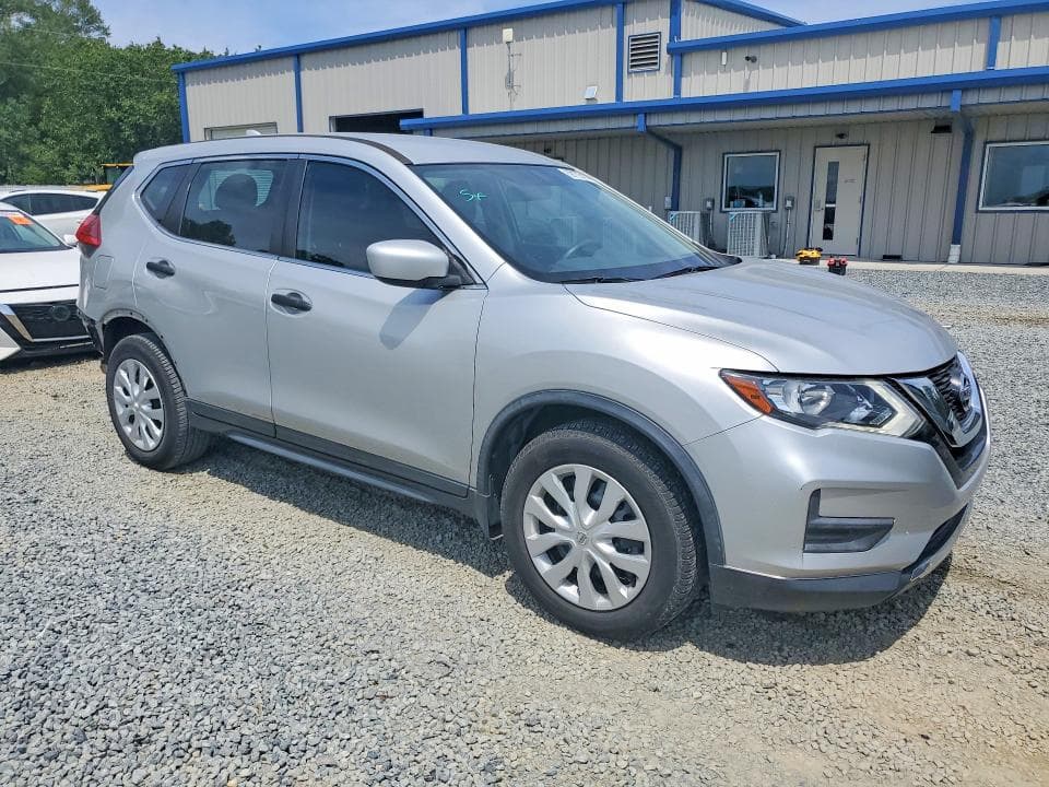 2017 NISSAN ROGUE S 4