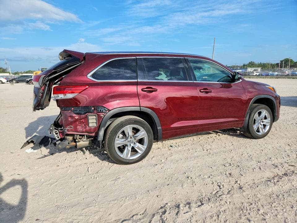 2018 TOYOTA HIGHLANDER LIMITED 3