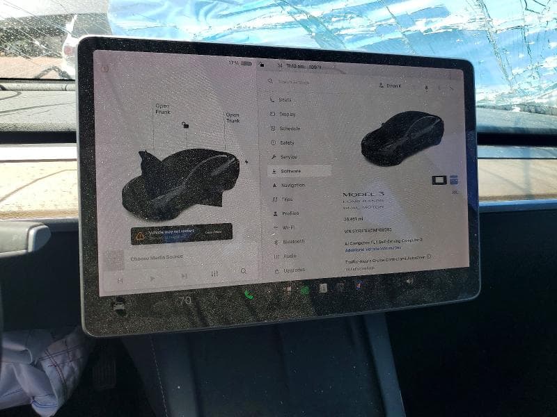 2022 TESLA MODEL 3 9