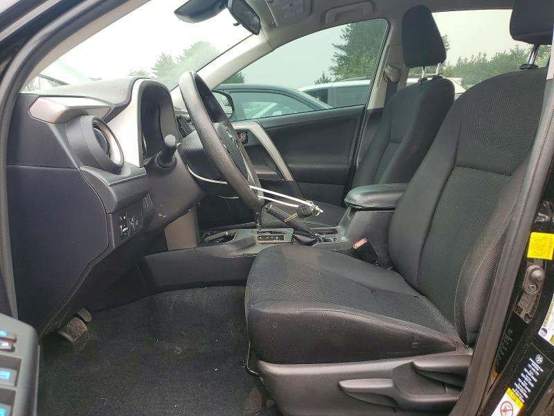 2017 TOYOTA RAV4 LE 7