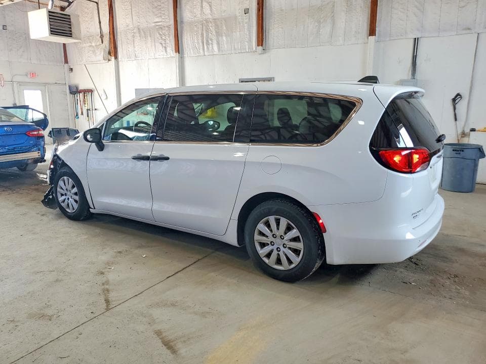 2019 CHRYSLER PACIFICA L 2