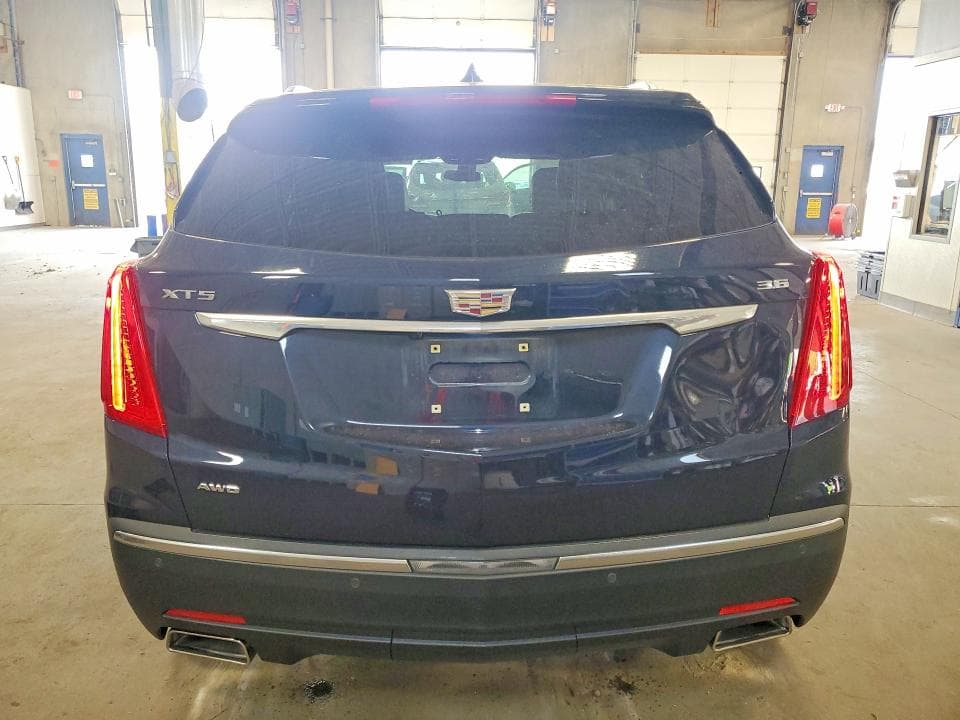 2017 CADILLAC XT5 PREMIUM LUXURY 6