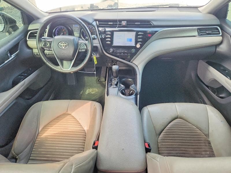 2018 TOYOTA CAMRY SE 8