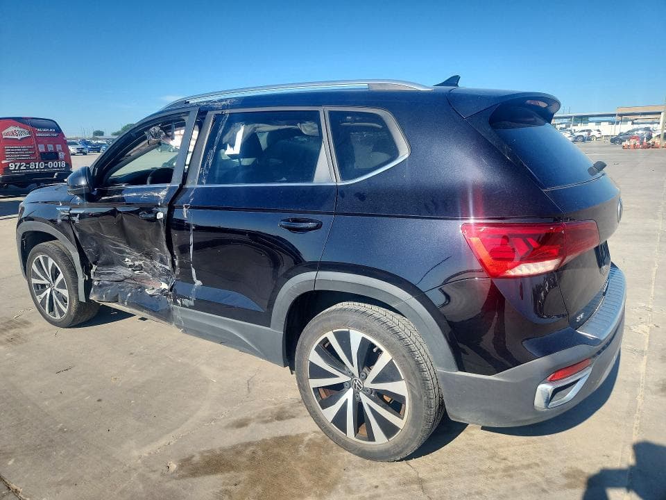 2023 VOLKSWAGEN TAOS SE 2