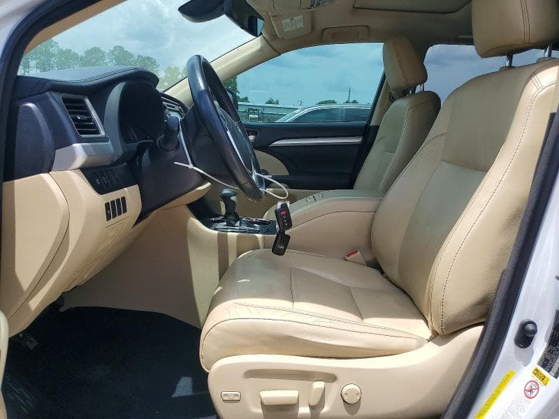 2018 TOYOTA HIGHLANDER XLE 7