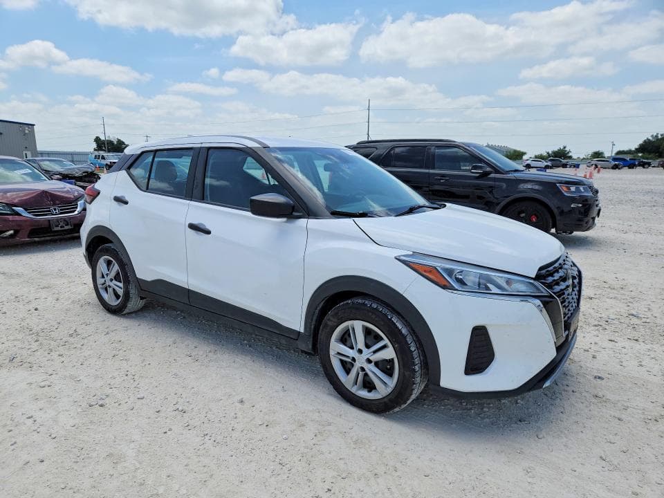2023 NISSAN KICKS S 4