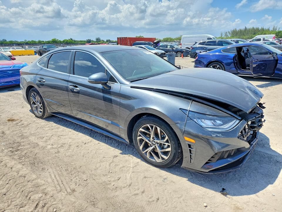 2021 HYUNDAI SONATA SEL 4