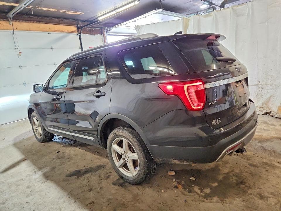 2017 FORD EXPLORER XLT 2
