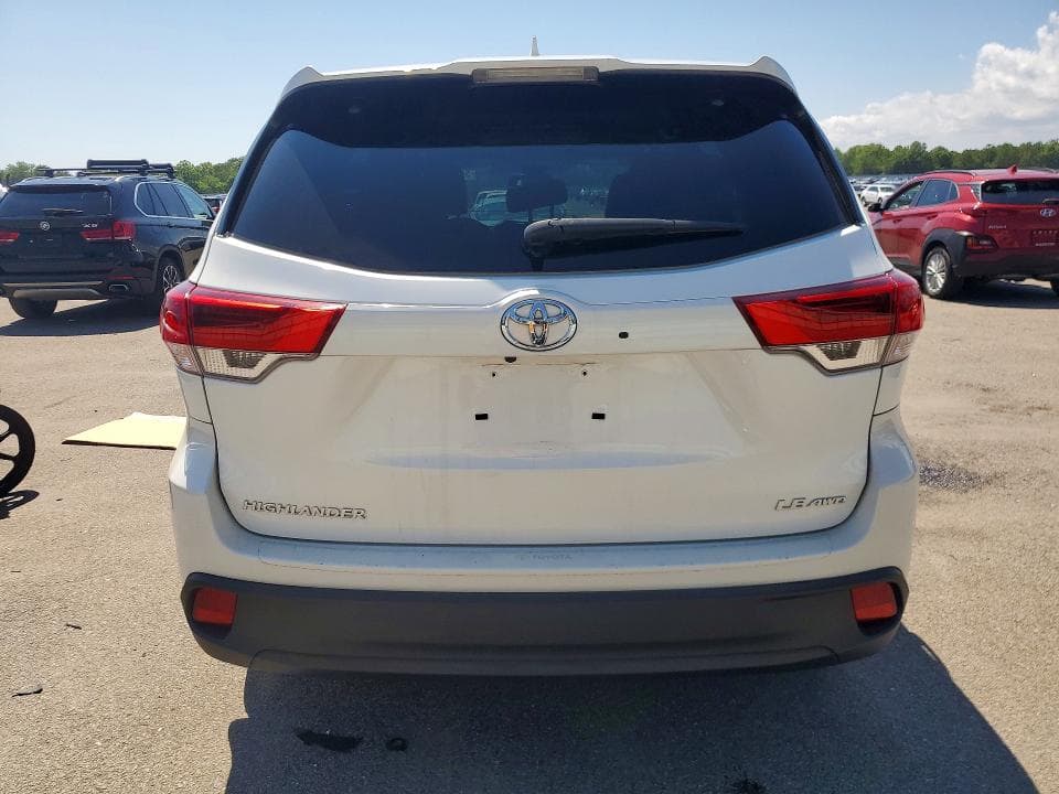 2017 TOYOTA HIGHLANDER LE PLUS 6
