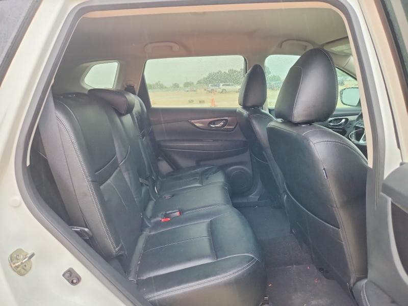 2019 NISSAN ROGUE SV 10