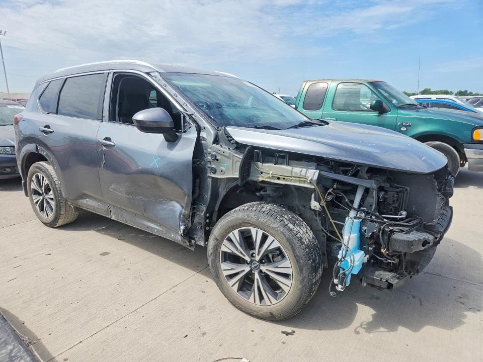2023 NISSAN ROGUE SV 4