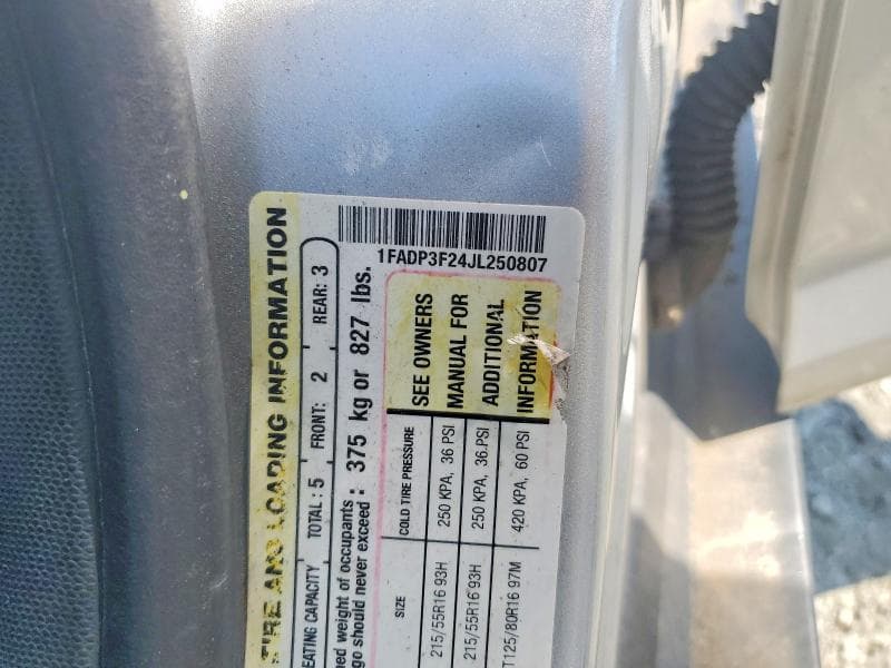 2018 FORD FOCUS SE 13