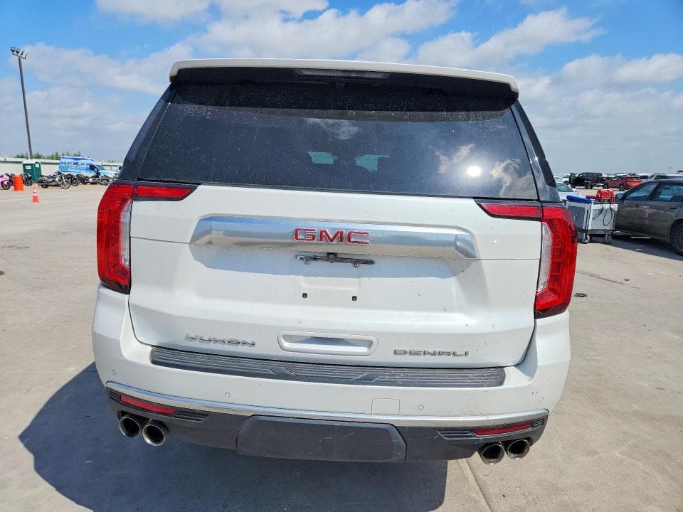 2023 GMC YUKON XL DENALI 6