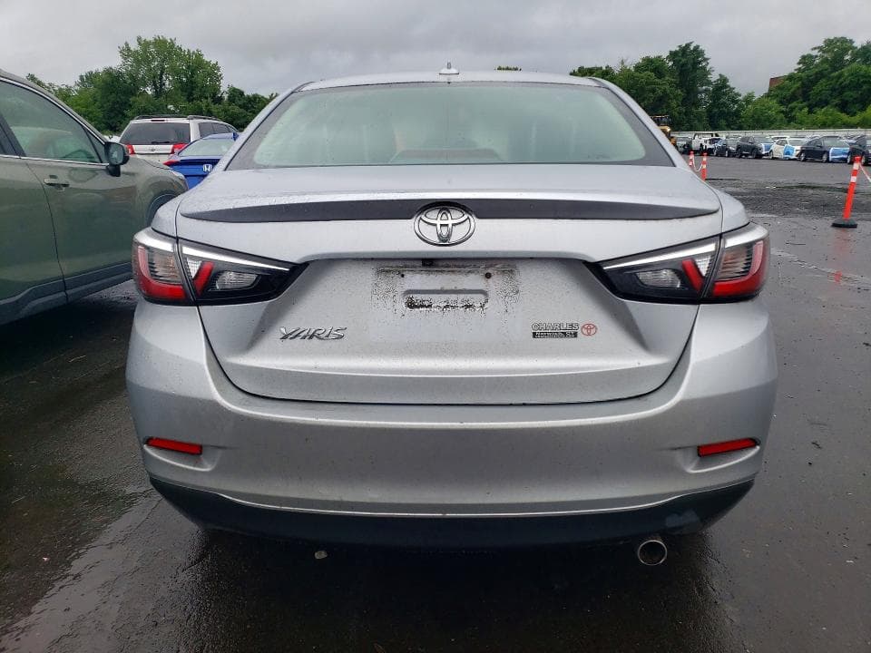 2019 TOYOTA YARIS LE 6