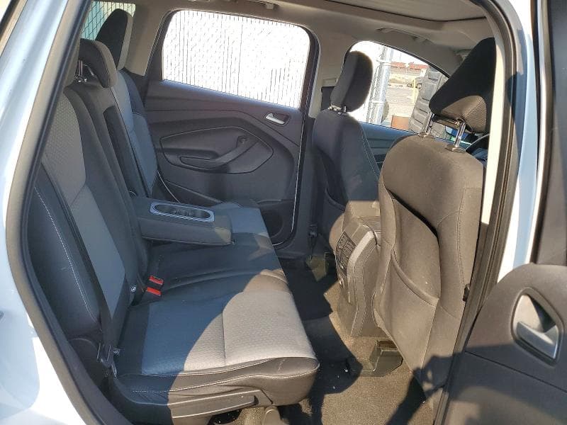2018 FORD ESCAPE SE 11