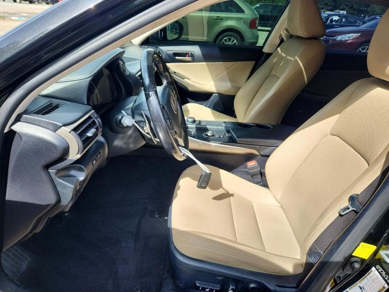 2017 LEXUS IS 200T 7