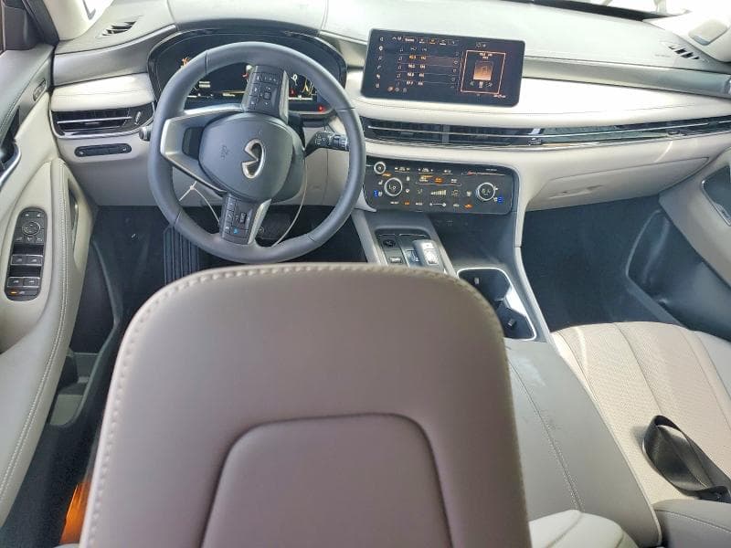 2026 INFINITI QX60 LUXE 8